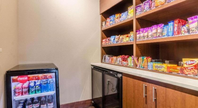 Comfort Inn & Suites Augusta Εξωτερικό φωτογραφία