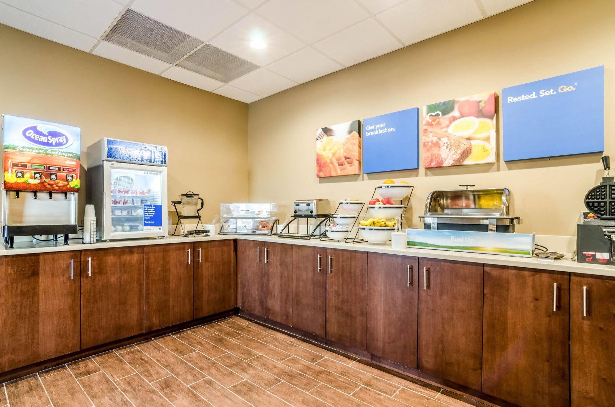 Comfort Inn & Suites Augusta Εξωτερικό φωτογραφία